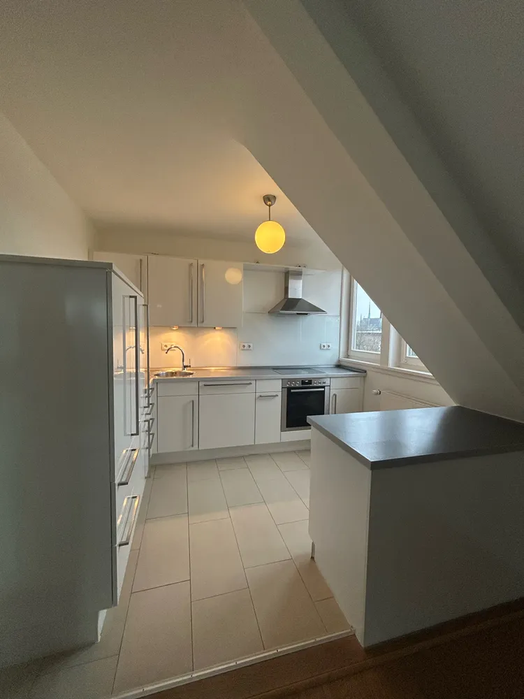 3 Zimmer Wohnung mit 165 m² in Hamburg – Bild 3