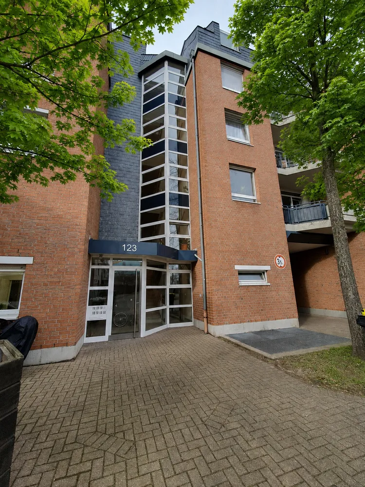 2 Zimmer Wohnung mit 66 m² in Köln – Bild 1