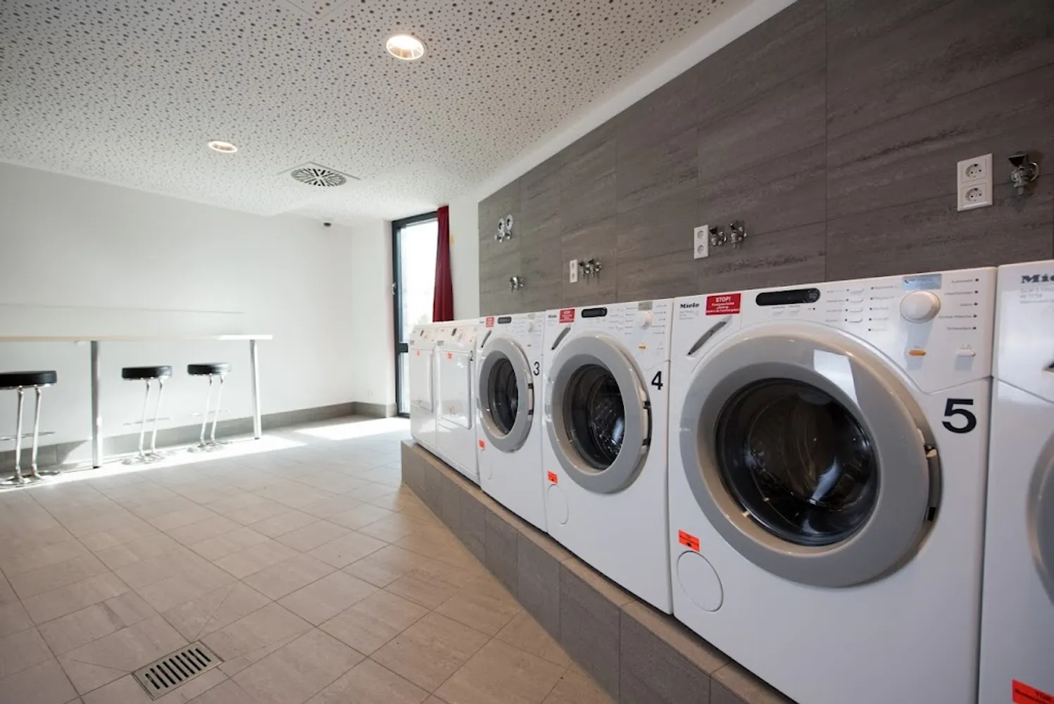1 Zimmer Wohnung mit 26 m² in Frankfurt am Main – Bild 6