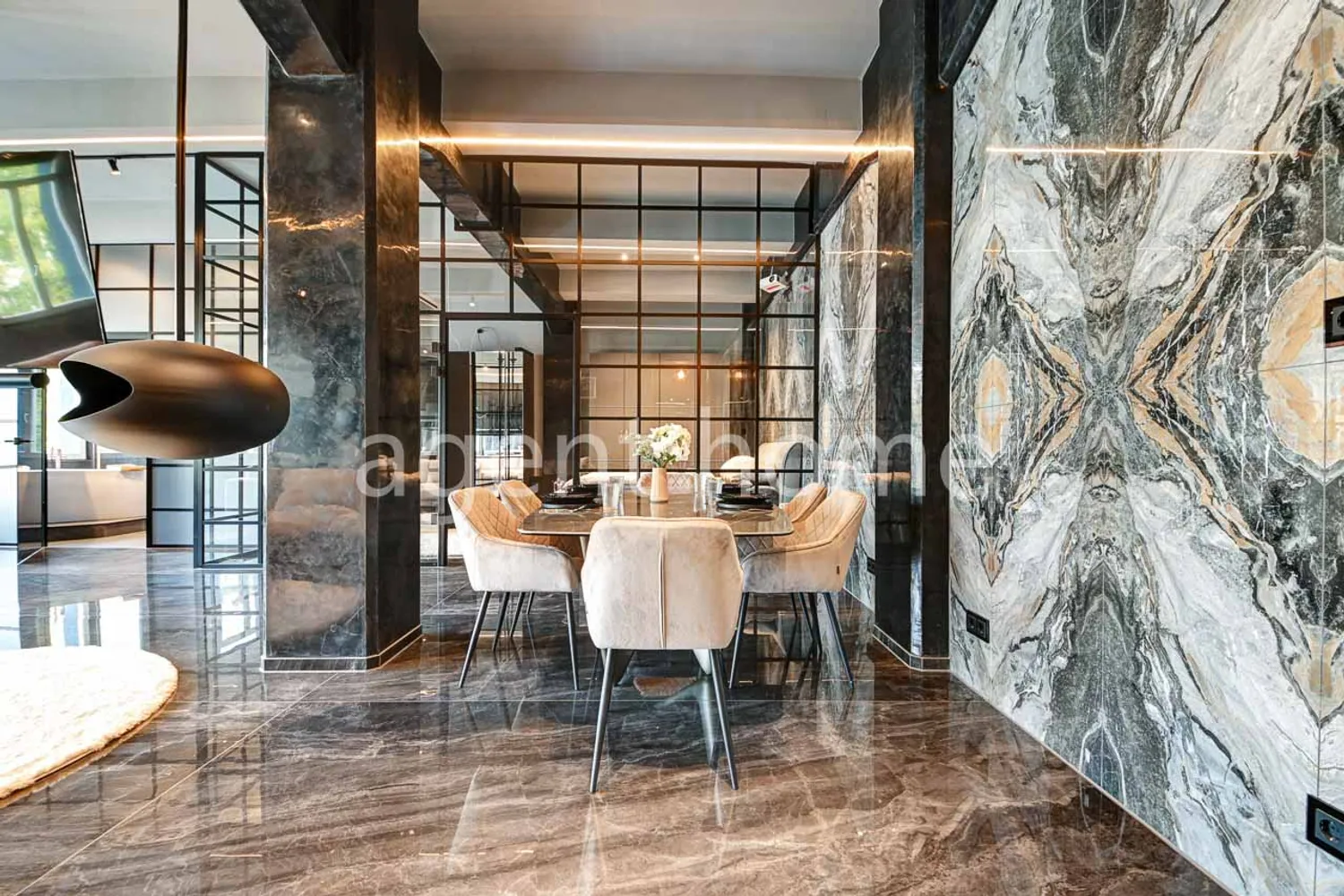 2 Zimmer Wohnung mit 139 m² in Stuttgart – Bild 12