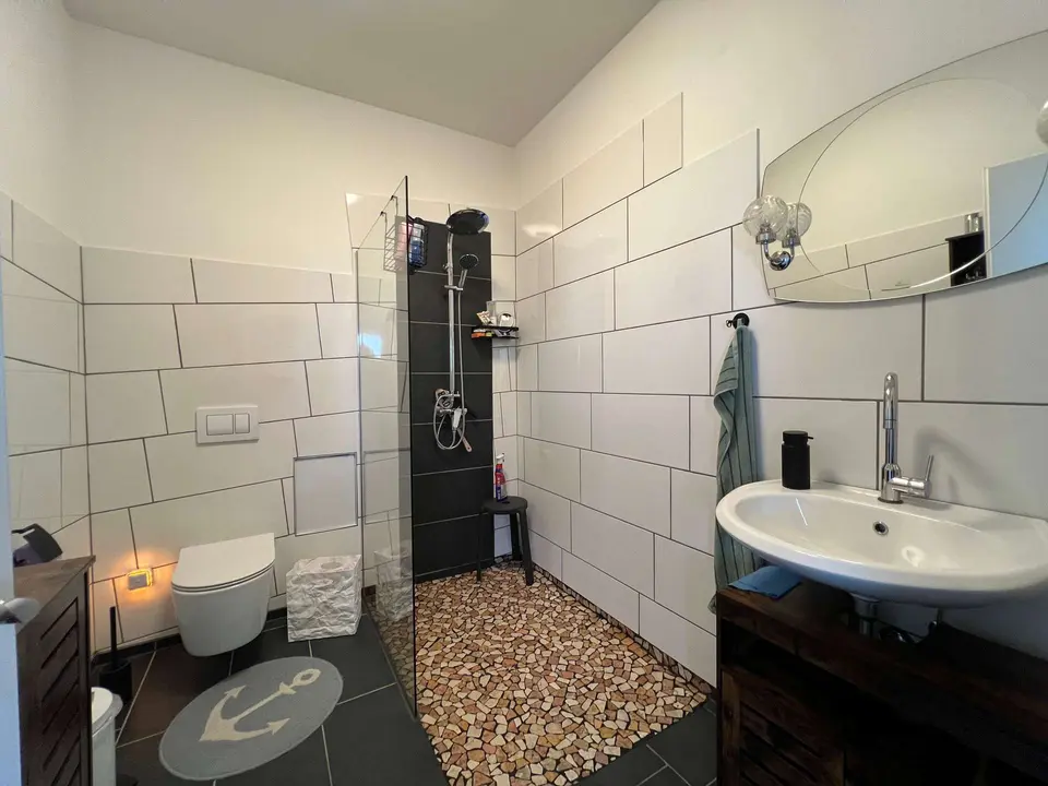6 Zimmer Wohnung mit 300 m² in Rheinberg – Bild 10