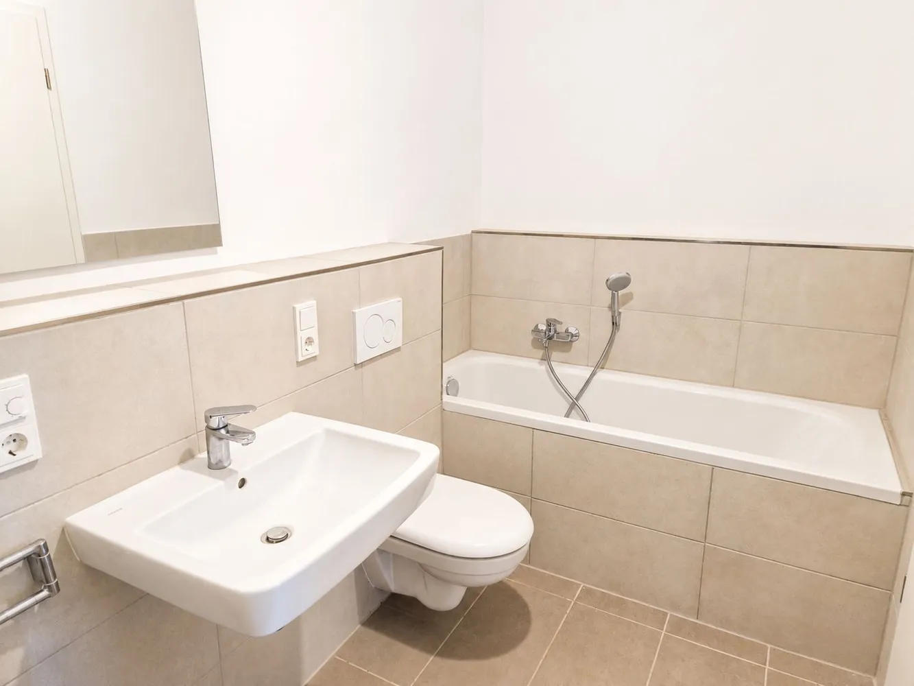 4 Zimmer Wohnung mit 102 m² in Saarbrücken – Bild 7