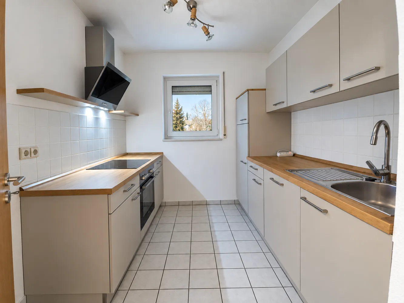 2 Zimmer Wohnung mit 65 m² in Dresden – Bild 3