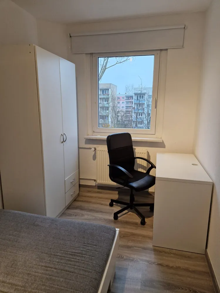 2 Zimmer Wohnung mit 28 m² in Halle (Saale) – Bild 4