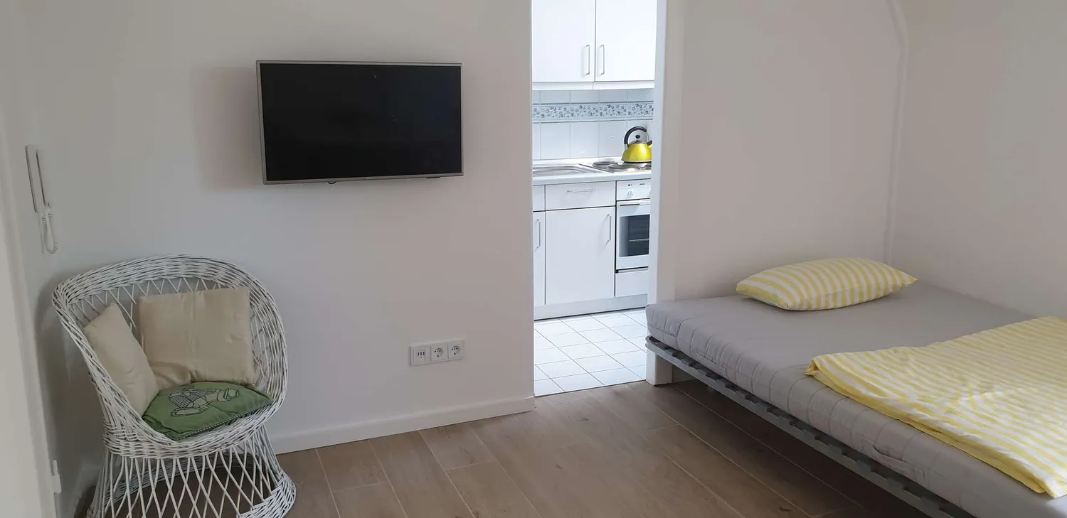 1 Zimmer Wohnung mit 24 m² in Frankfurt am Main – Bild 6