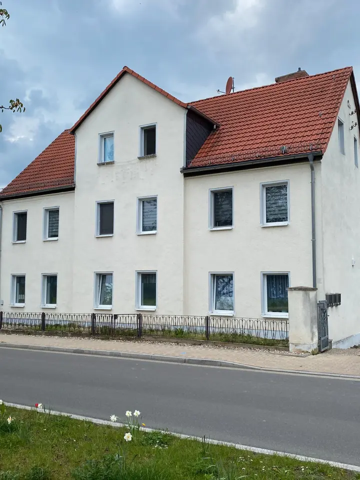 4 Zimmer Wohnung mit 93 m² in Merseburg – Bild 1