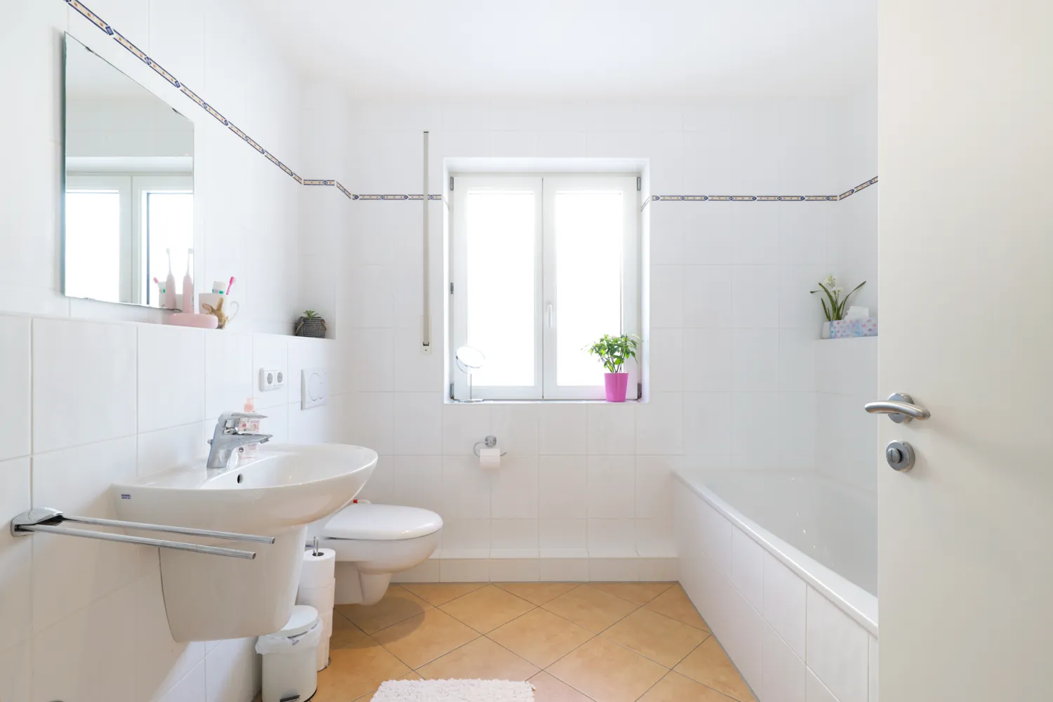 2 room apartment with 73 m² in Munich – Photo 10