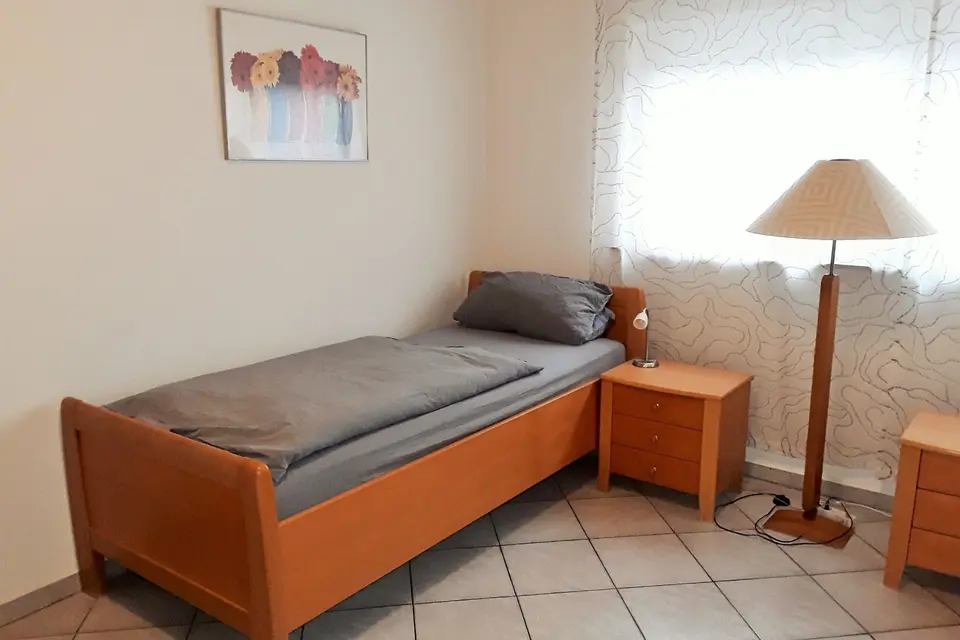 Shared room with 28 m² in Stuttgart – Photo 6