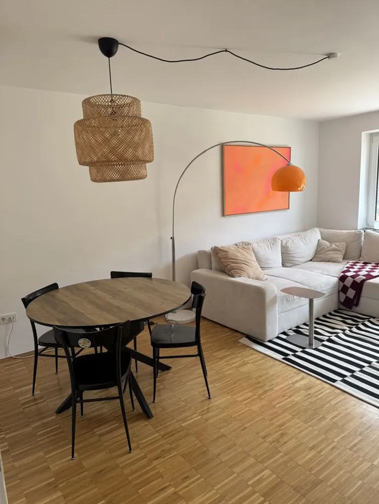 3 Zimmer Wohnung mit 75 m² in München – Bild 2