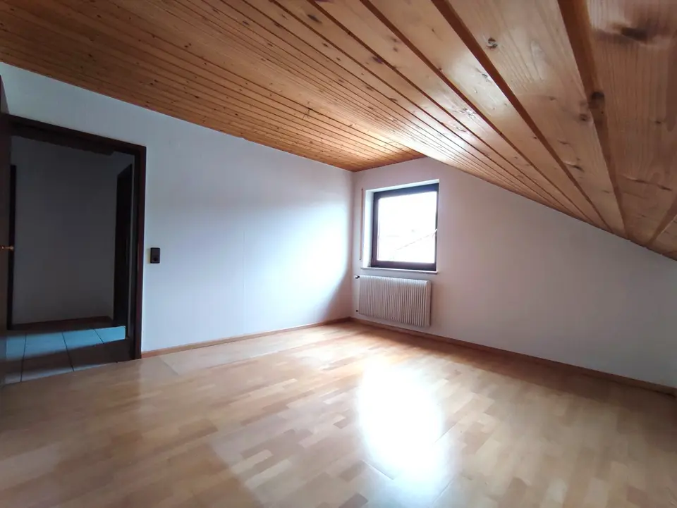 3 Zimmer Wohnung mit 90 m² in Weil am Rhein – Bild 2