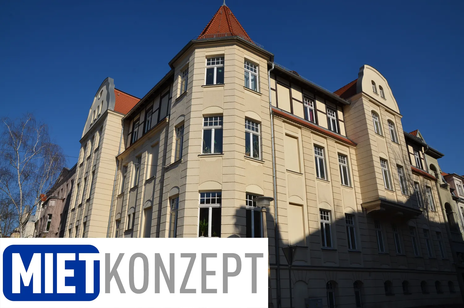 4 Zimmer Wohnung mit 115 m² in Halle (Saale) – Bild 1