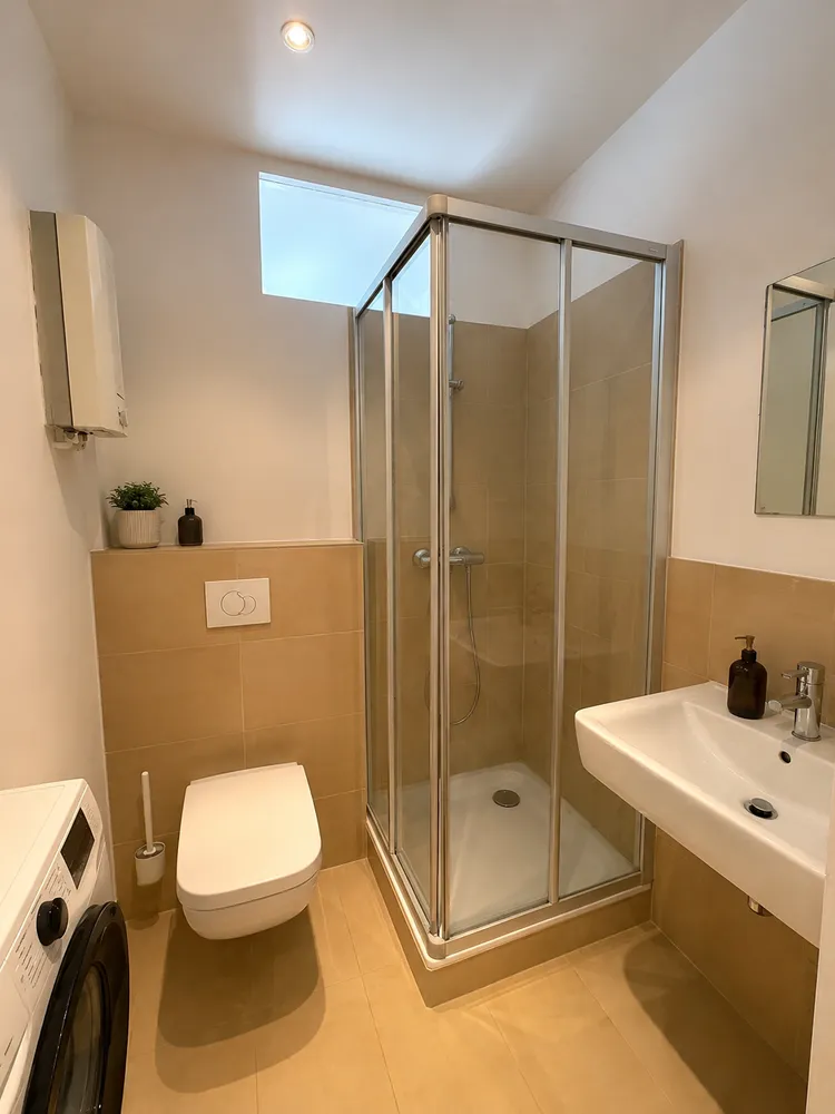 1 room apartment with 35 m² in Berlin – Photo 3