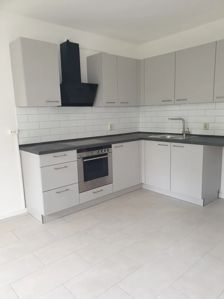 2 Zimmer Wohnung mit 78 m² in Berlin – Bild 1