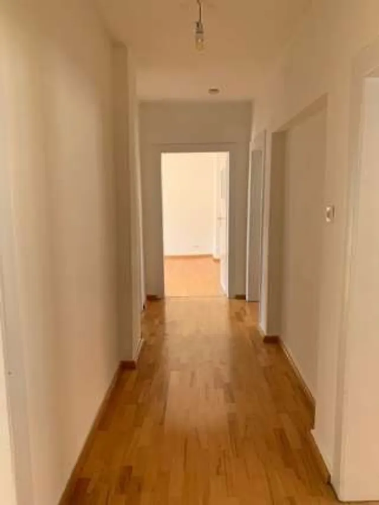4 Zimmer Wohnung mit 101 m² in Düsseldorf – Bild 12