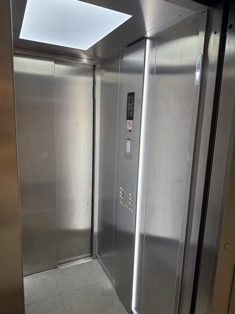 2 Zimmer Wohnung mit 75 m² in Düsseldorf – Bild 6