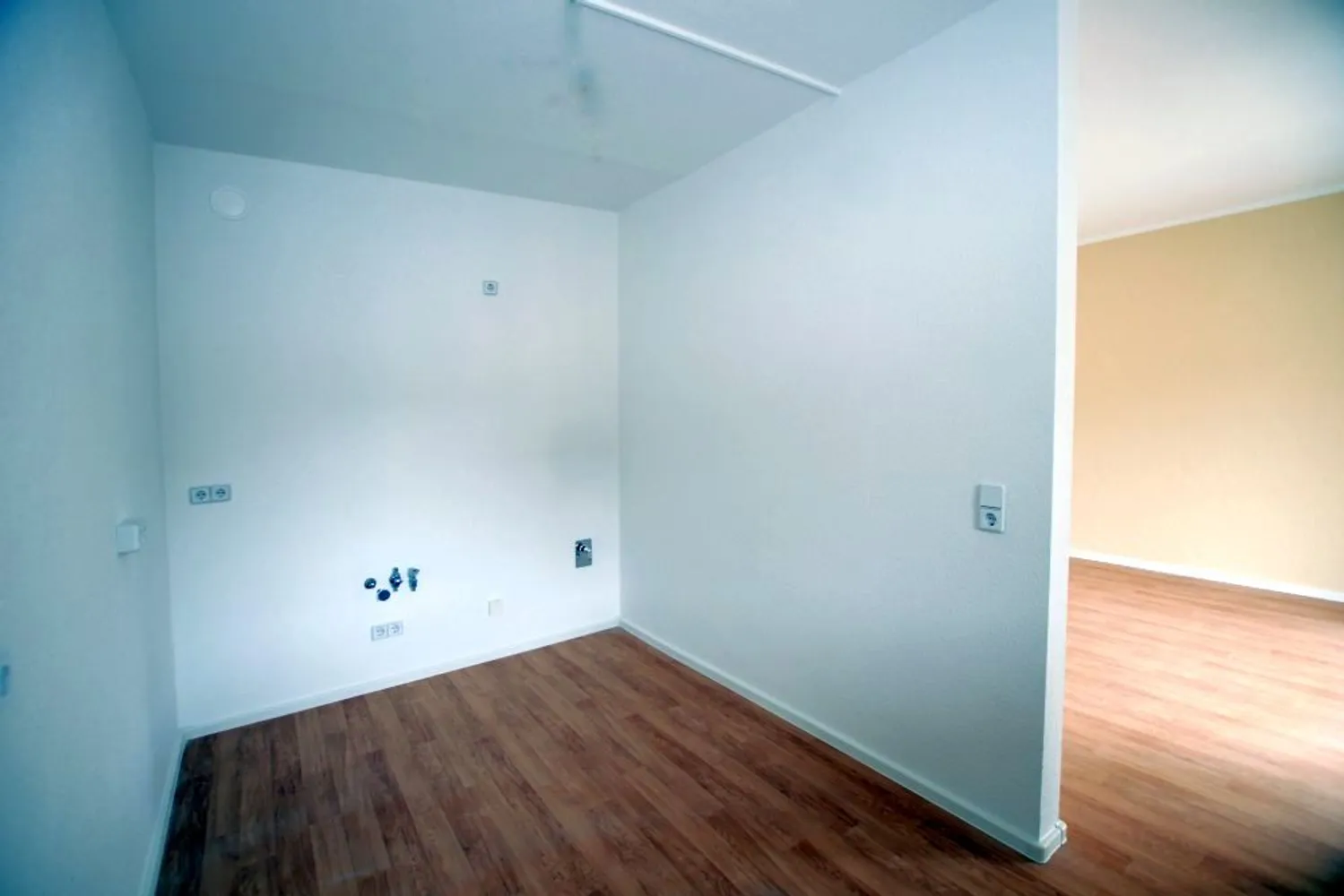 2 Zimmer Wohnung mit 48 m² in Plauen – Bild 2
