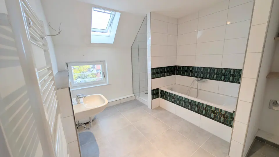 4 Zimmer Wohnung mit 127 m² in Hannover – Bild 6