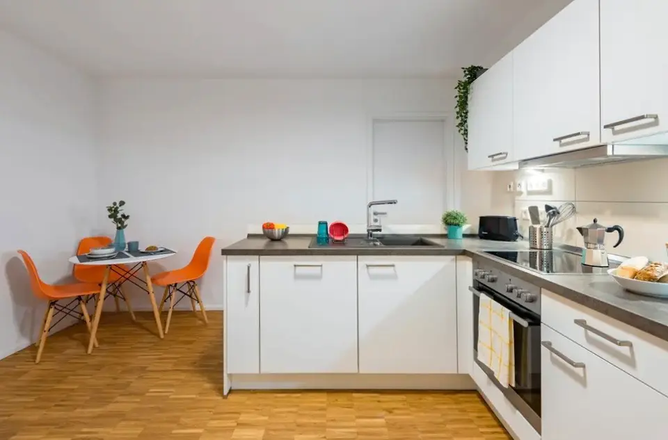 4 Zimmer Wohnung mit 16 m² in Frankfurt am Main – Bild 8