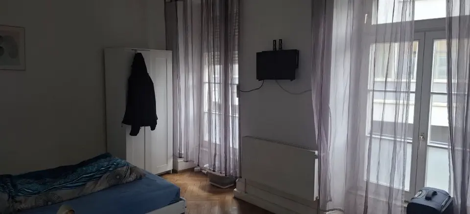 WG-Zimmer mit 20 m² in Karlsruhe – Bild 3