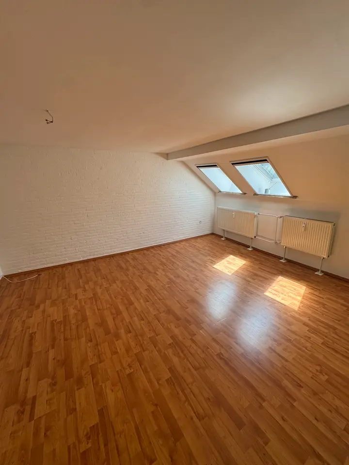 4 Zimmer Wohnung mit 75 m² in Moers – Bild 2