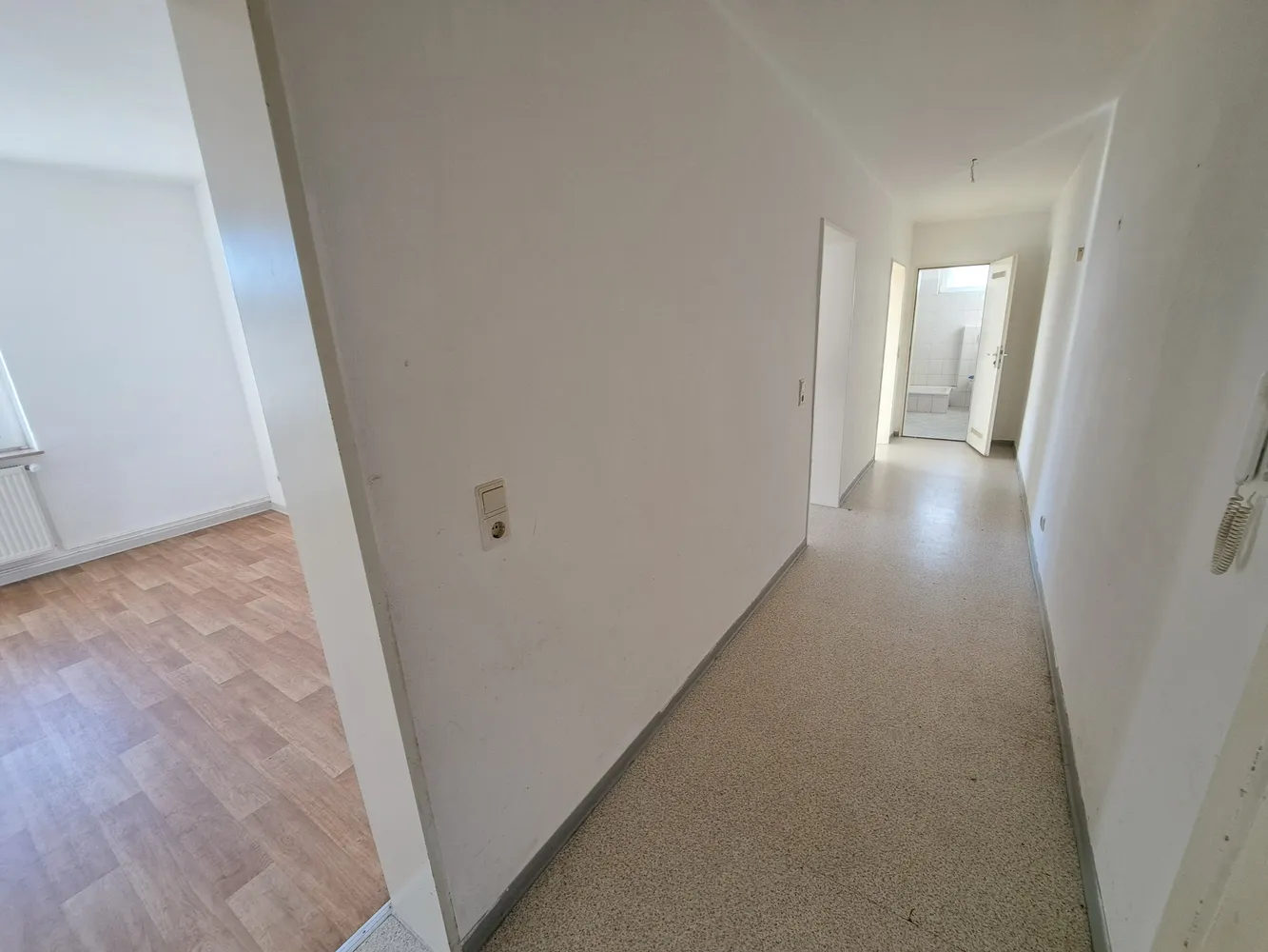 2 room apartment with 68 m² in Bremerhaven – Photo 6