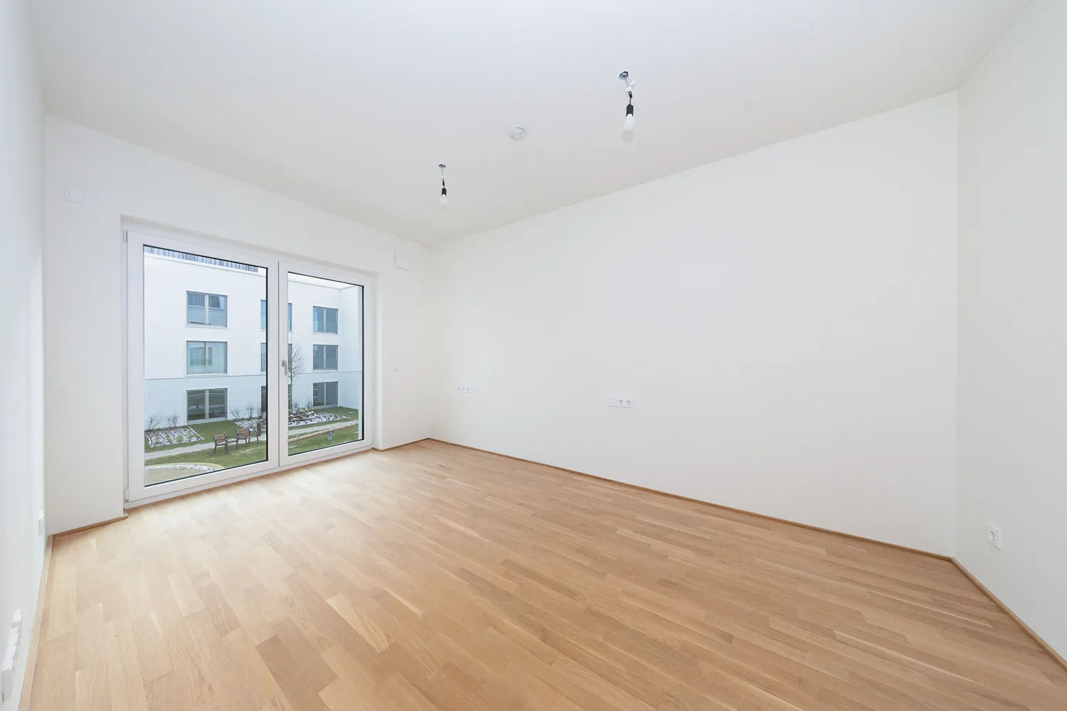 2 Zimmer Wohnung mit 77 m² in München – Bild 3