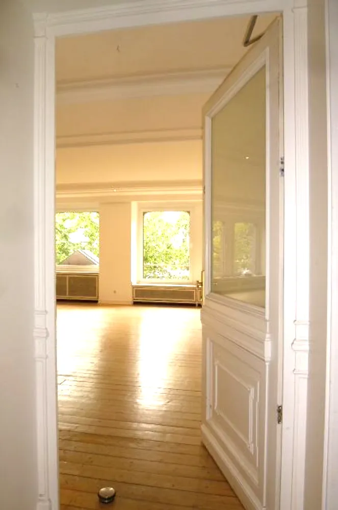 3 Zimmer Wohnung mit 200 m² in Wiesbaden – Bild 2
