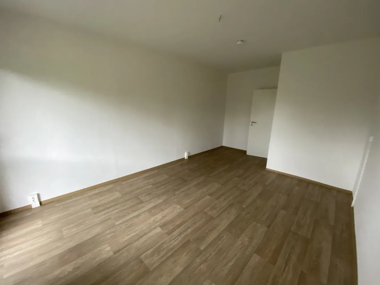 4 Zimmer Wohnung mit 75 m² in Suhl – Bild 4