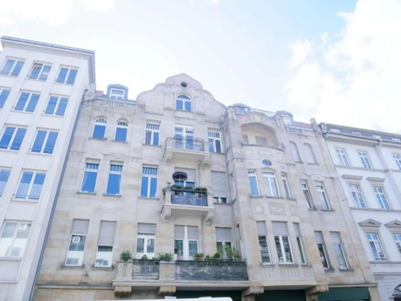 3 Zimmer Wohnung mit 142 m² in Wiesbaden – Bild 5