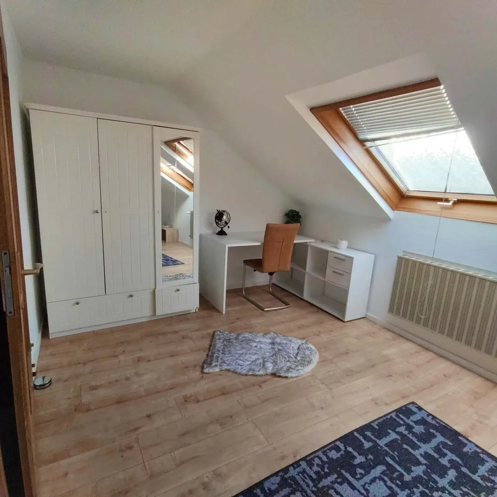WG-Zimmer mit 14 m² in München – Bild 1