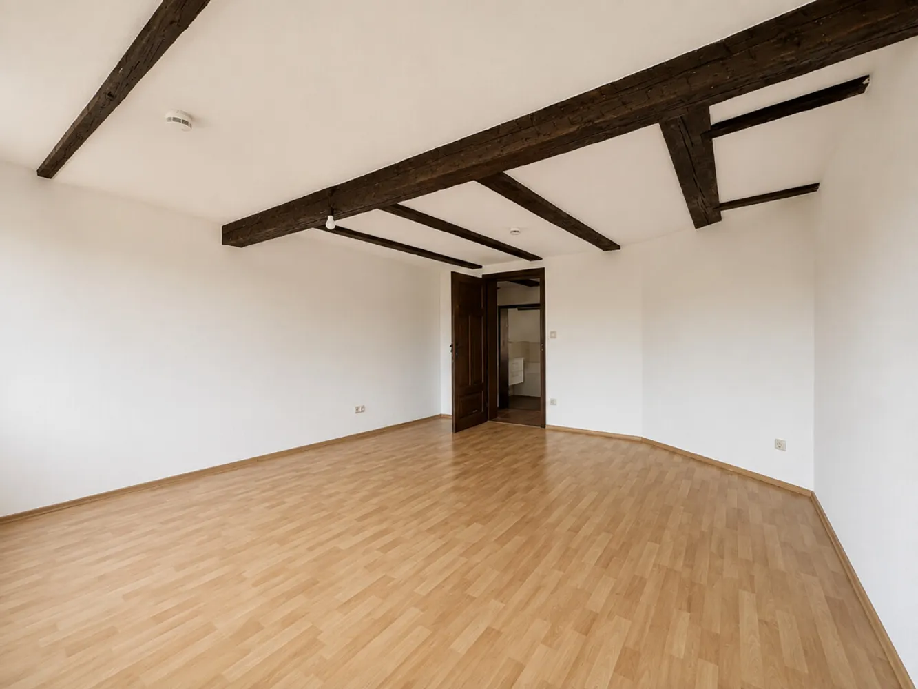 5 Zimmer Wohnung mit 110 m² in Nürnberg – Bild 12
