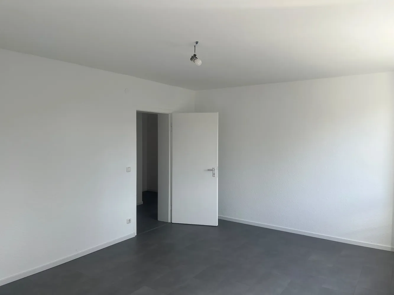 2 Zimmer Wohnung mit 66 m² in Essen – Bild 12