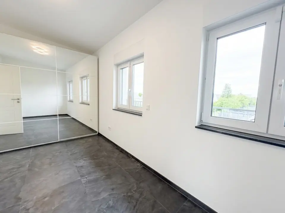 6 room house with 180 m² in Dormagen – Photo 10