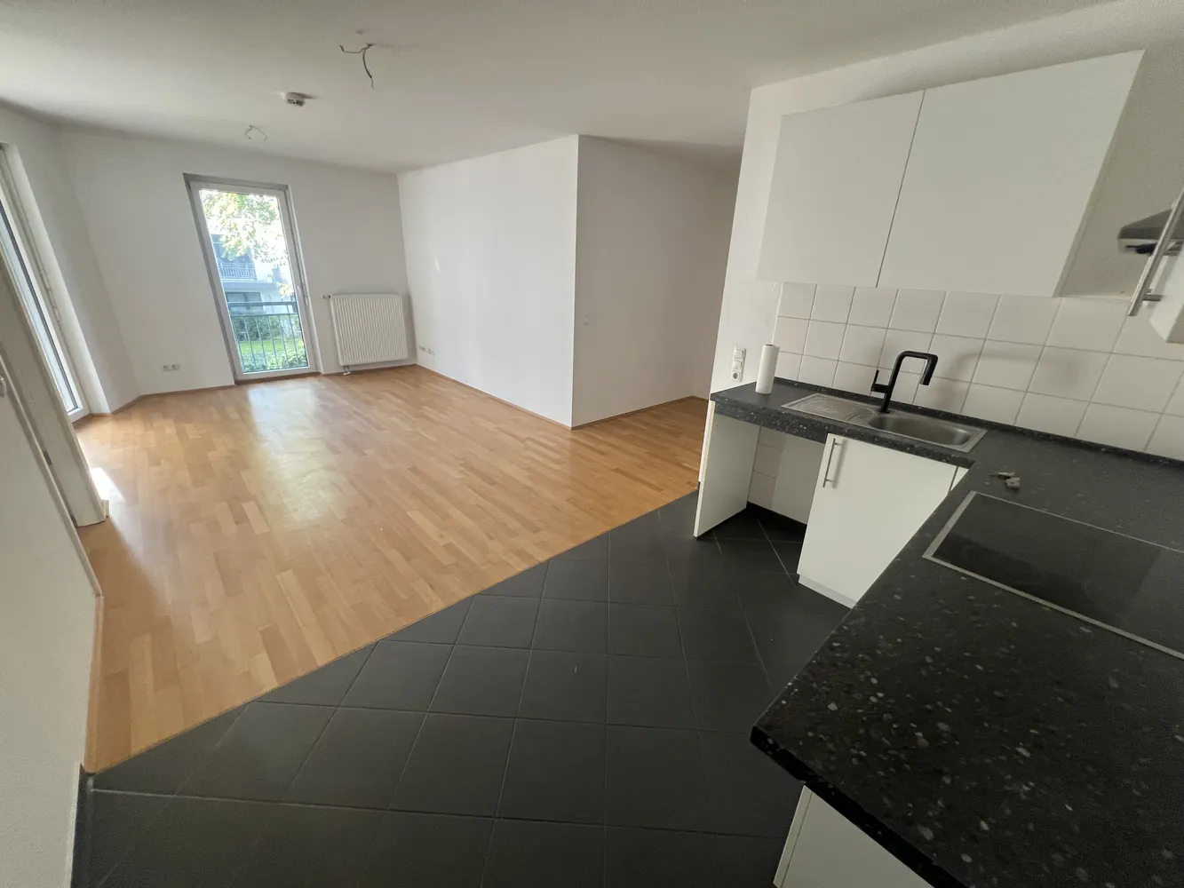 5 Zimmer Wohnung mit 93 m² in Hamburg – Bild 2