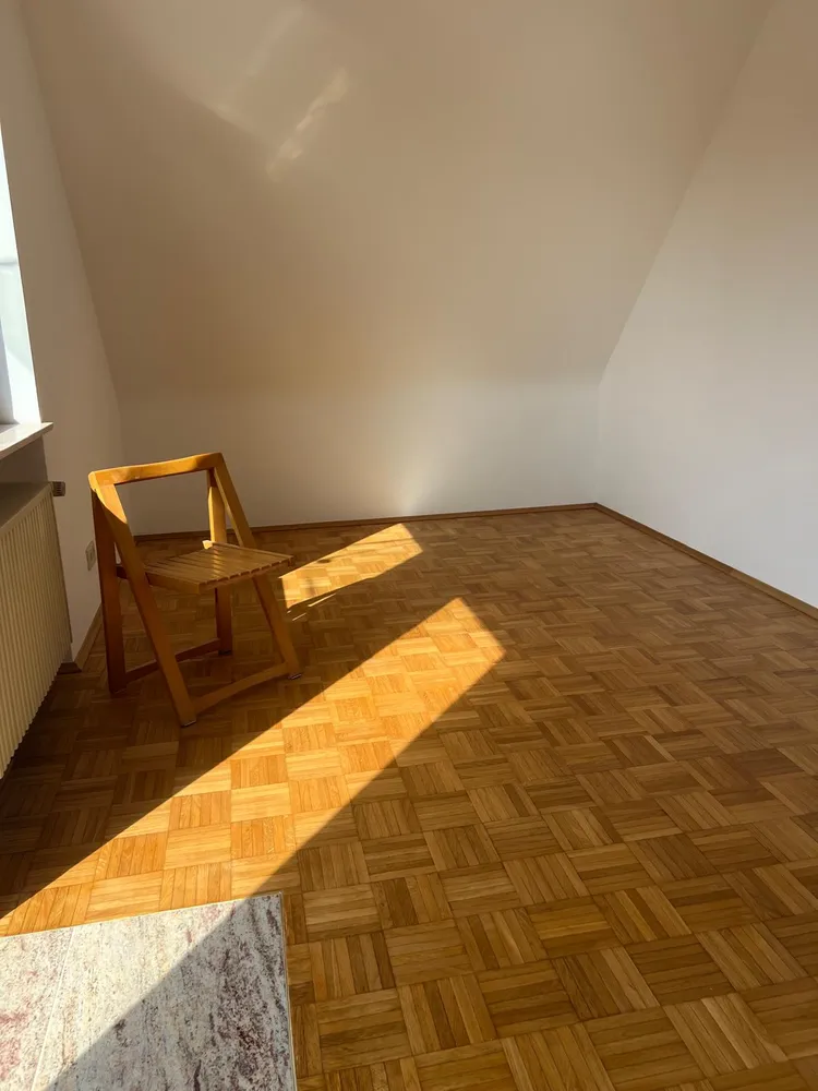 4 Zimmer Wohnung mit 79 m² in Nürnberg – Bild 2