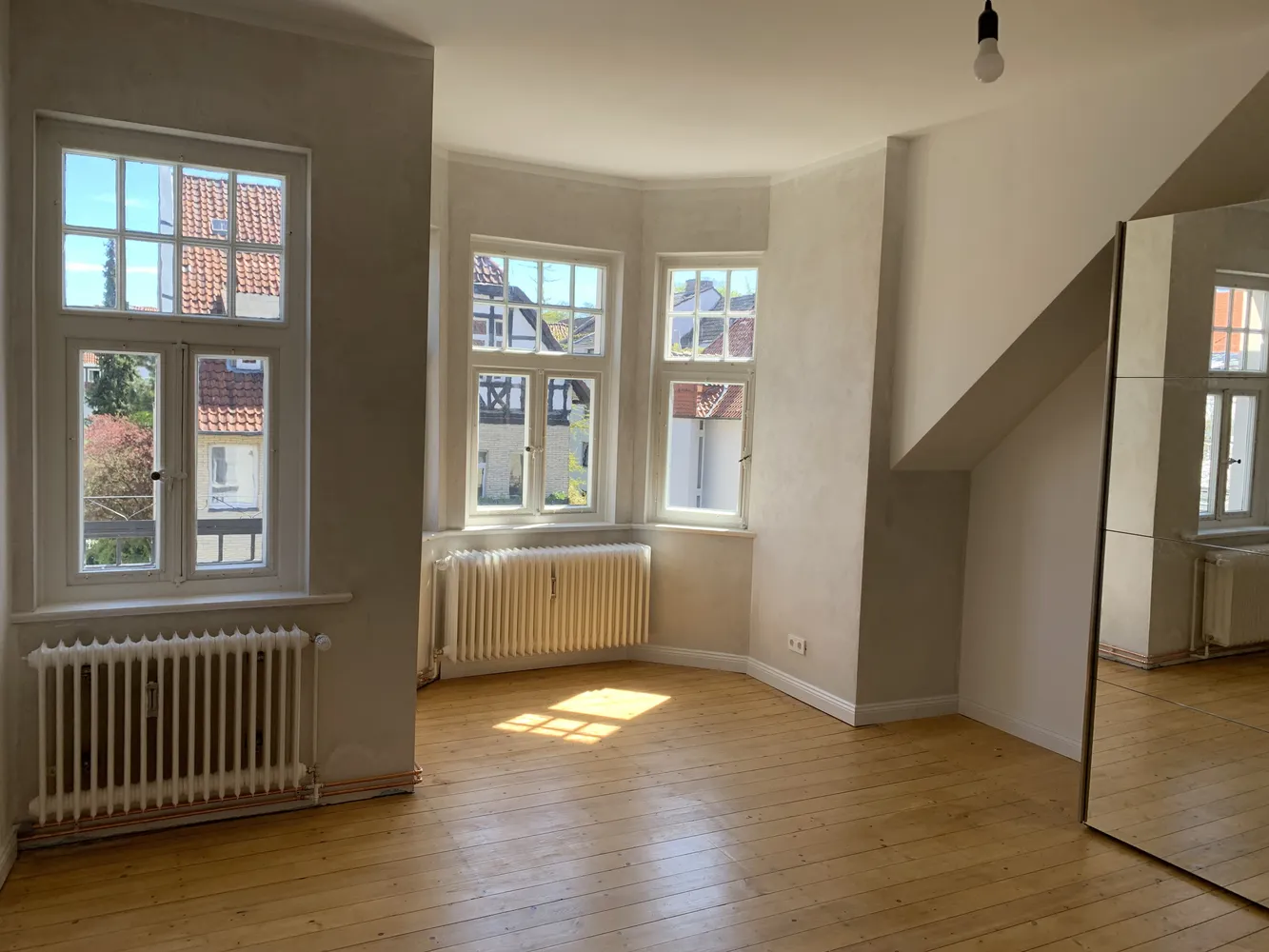 3 Zimmer Wohnung mit 108 m² in Hannover – Bild 2
