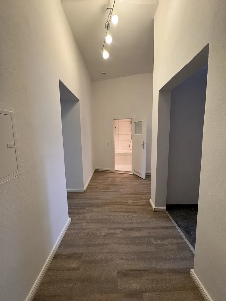 4 Zimmer Wohnung mit 110 m² in Berlin – Bild 2