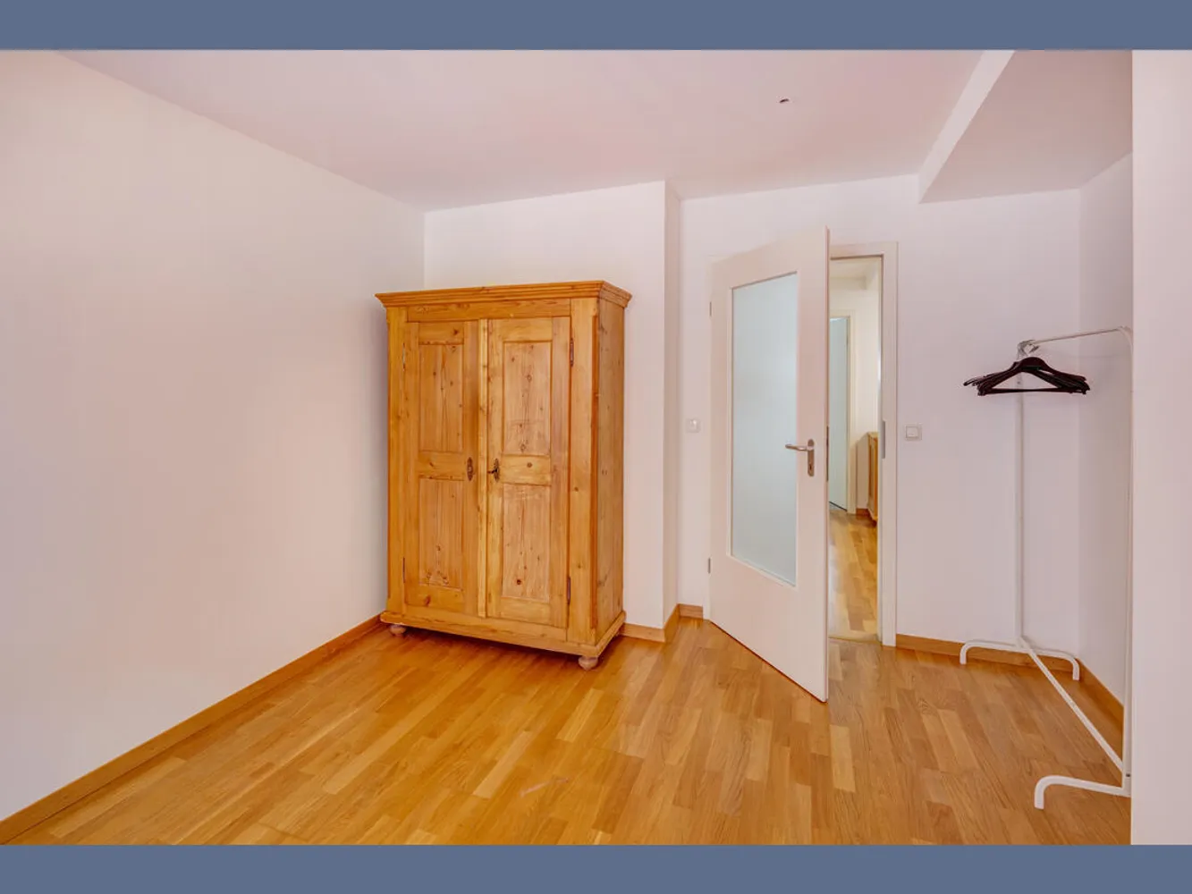 2 room apartment with 99 m² in Munich – Photo 6
