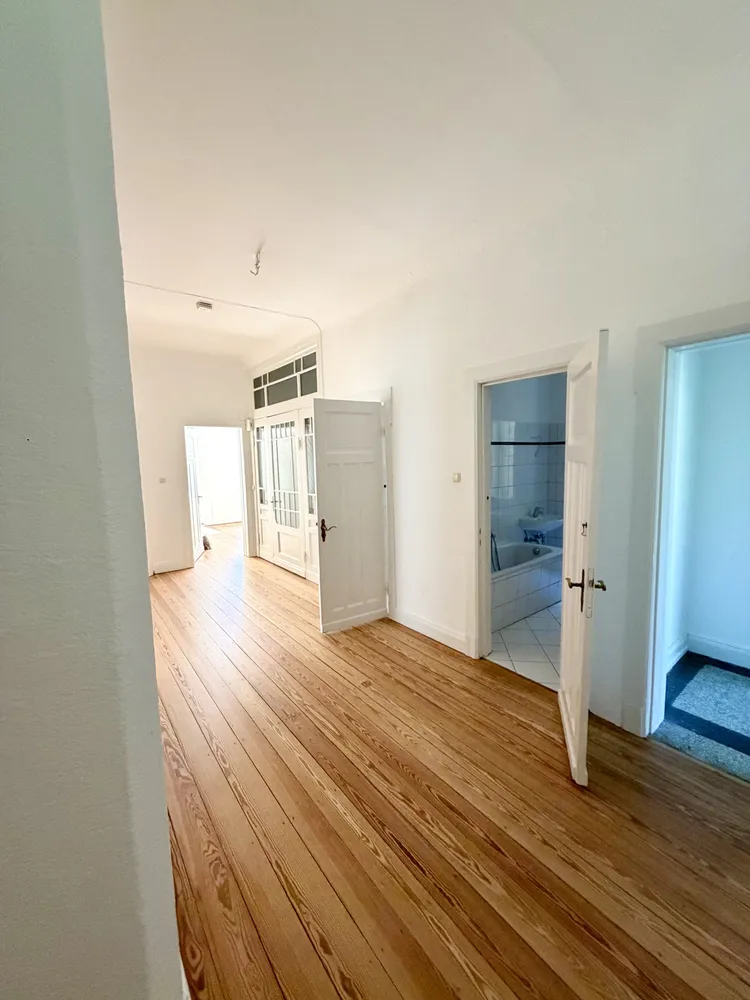 4 Zimmer Wohnung mit 150 m² in Hamburg – Bild 8