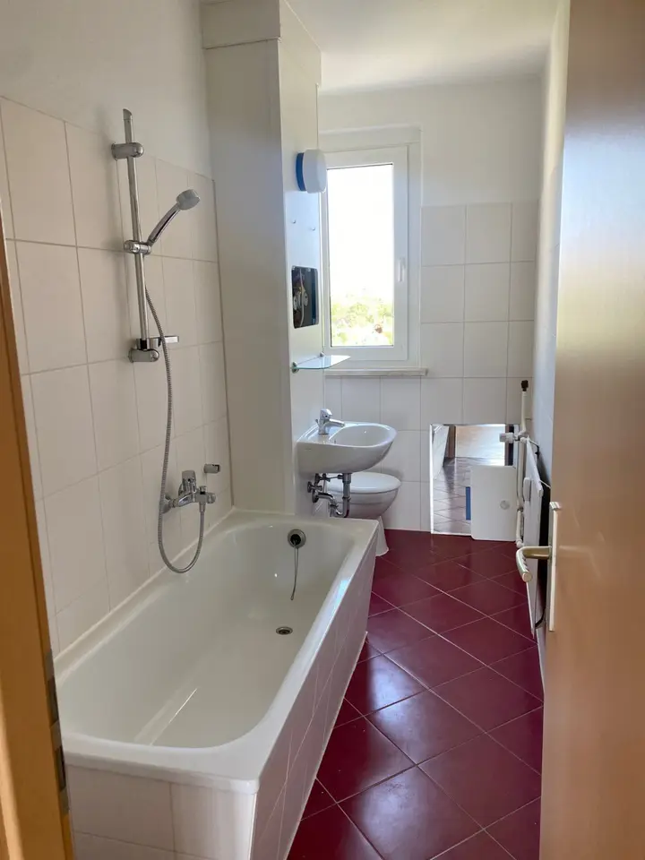 3 Zimmer Wohnung mit 66 m² in Halle (Saale) – Bild 4