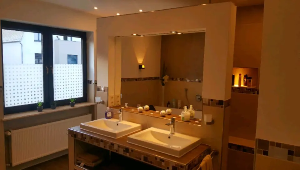 6 Zimmer Wohnung mit 130 m² in Trier – Bild 4