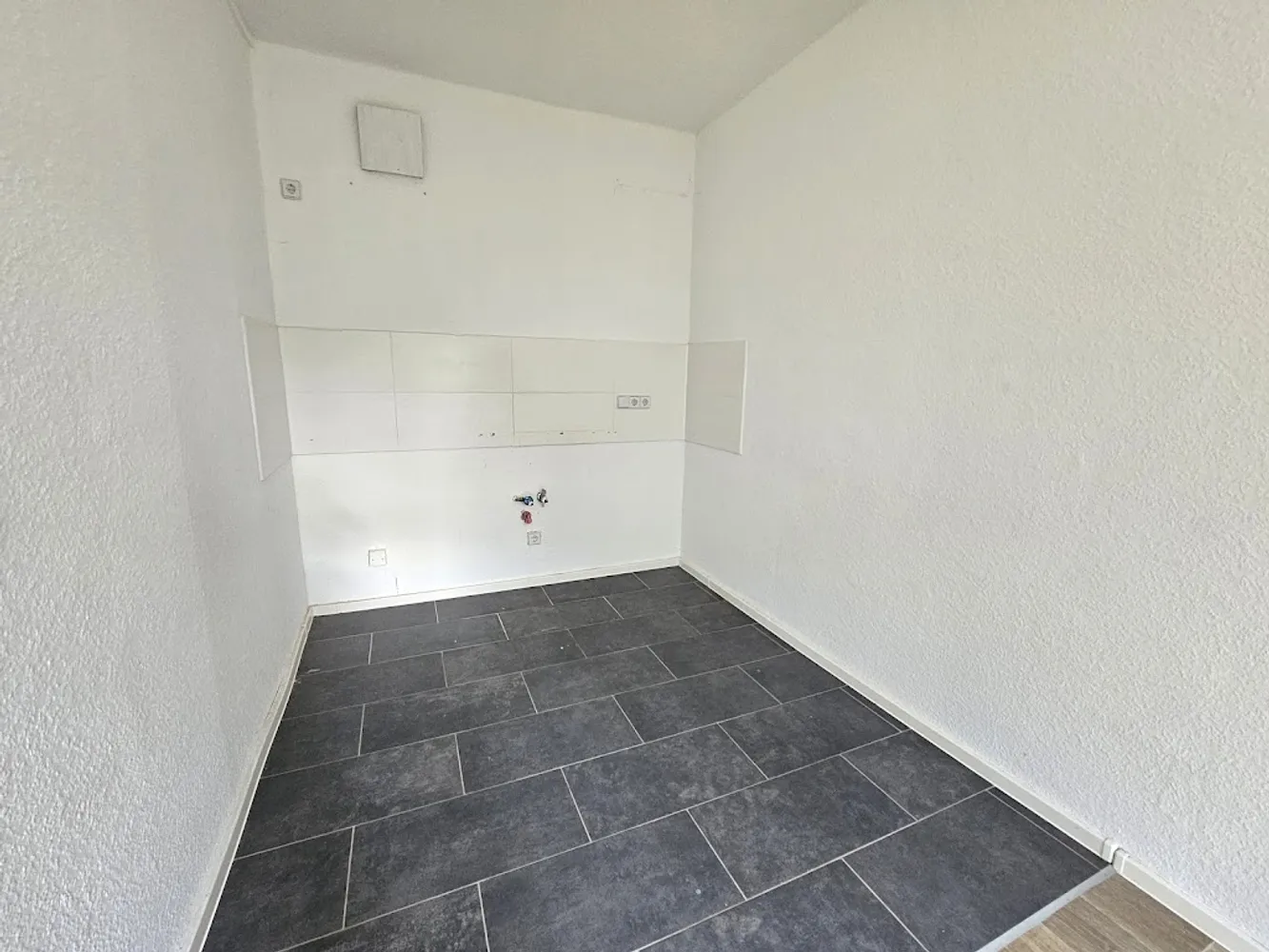 3 Zimmer Wohnung mit 57 m² in Halle (Saale) – Bild 6