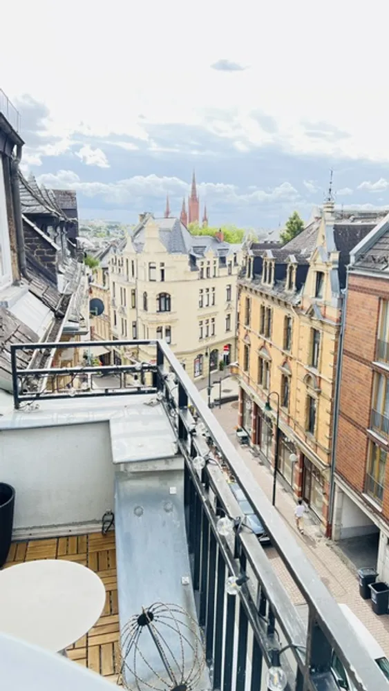 2 Zimmer Wohnung mit 60 m² in Wiesbaden – Bild 1