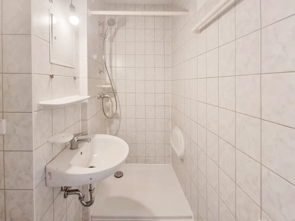 2 Zimmer Wohnung mit 22 m² in Halle (Saale) – Bild 4