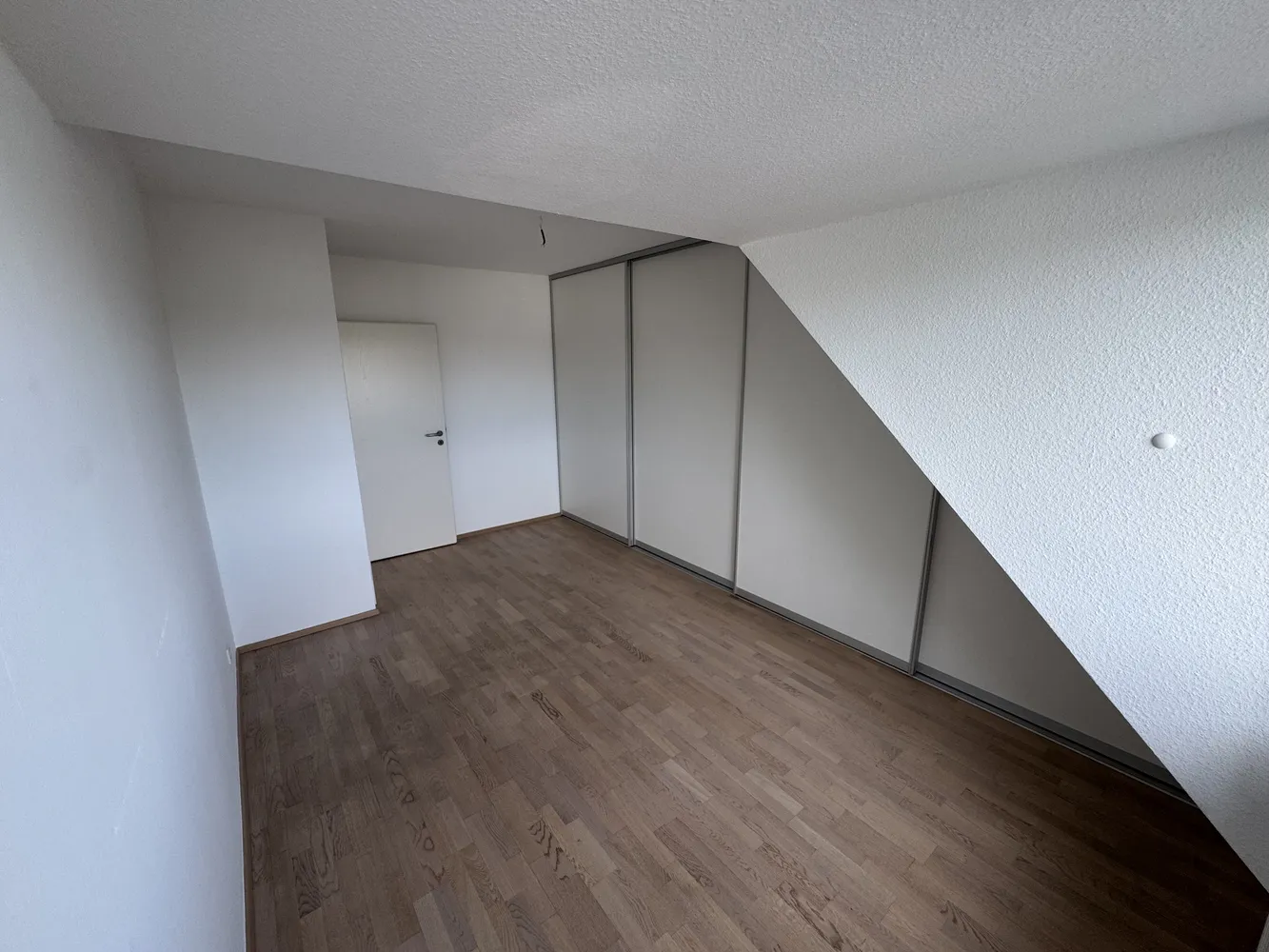 4 Zimmer Wohnung mit 99 m² in Nürnberg – Bild 8