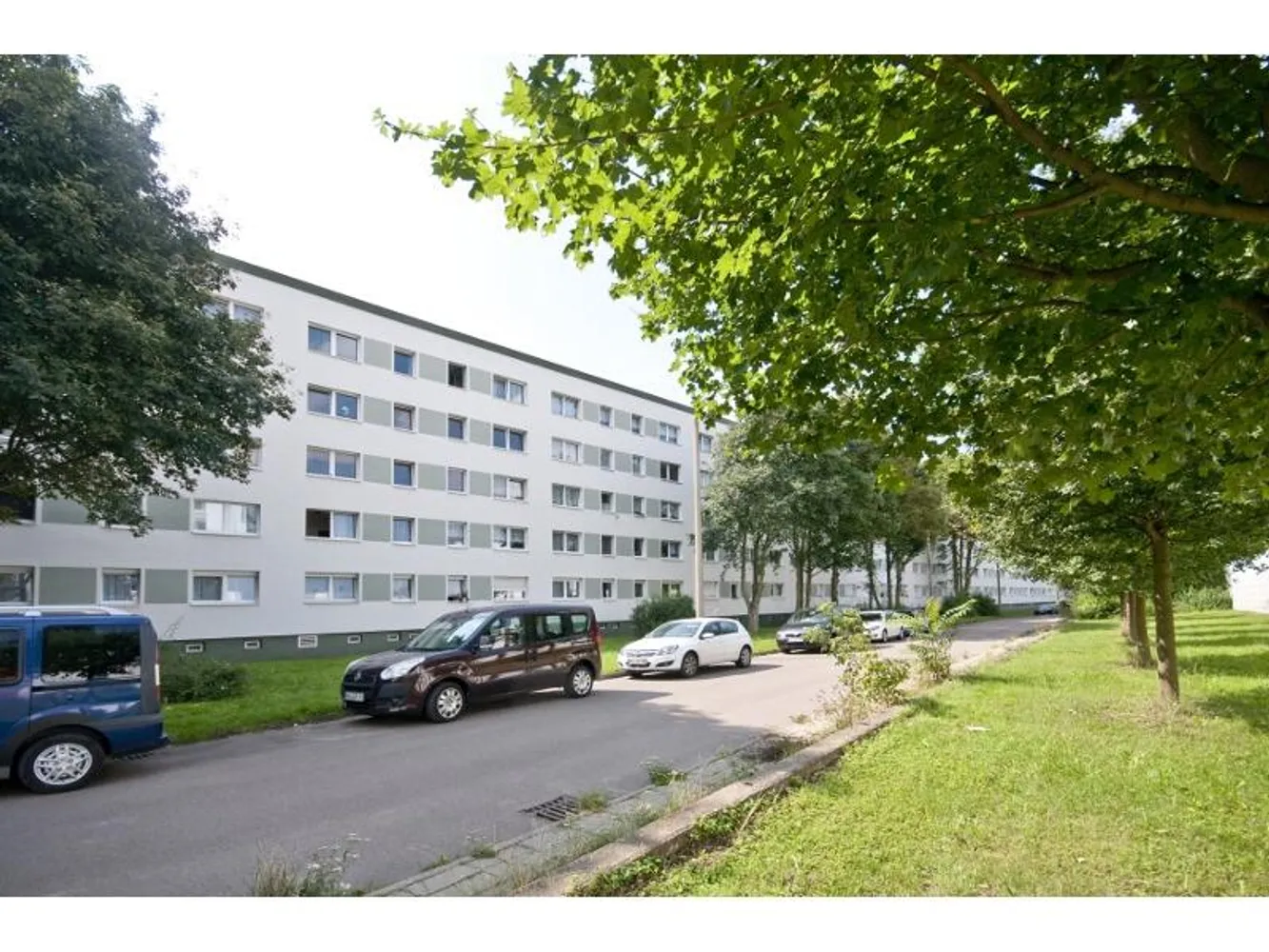 2 Zimmer Wohnung mit 42 m² in Halle (Saale) – Bild 2