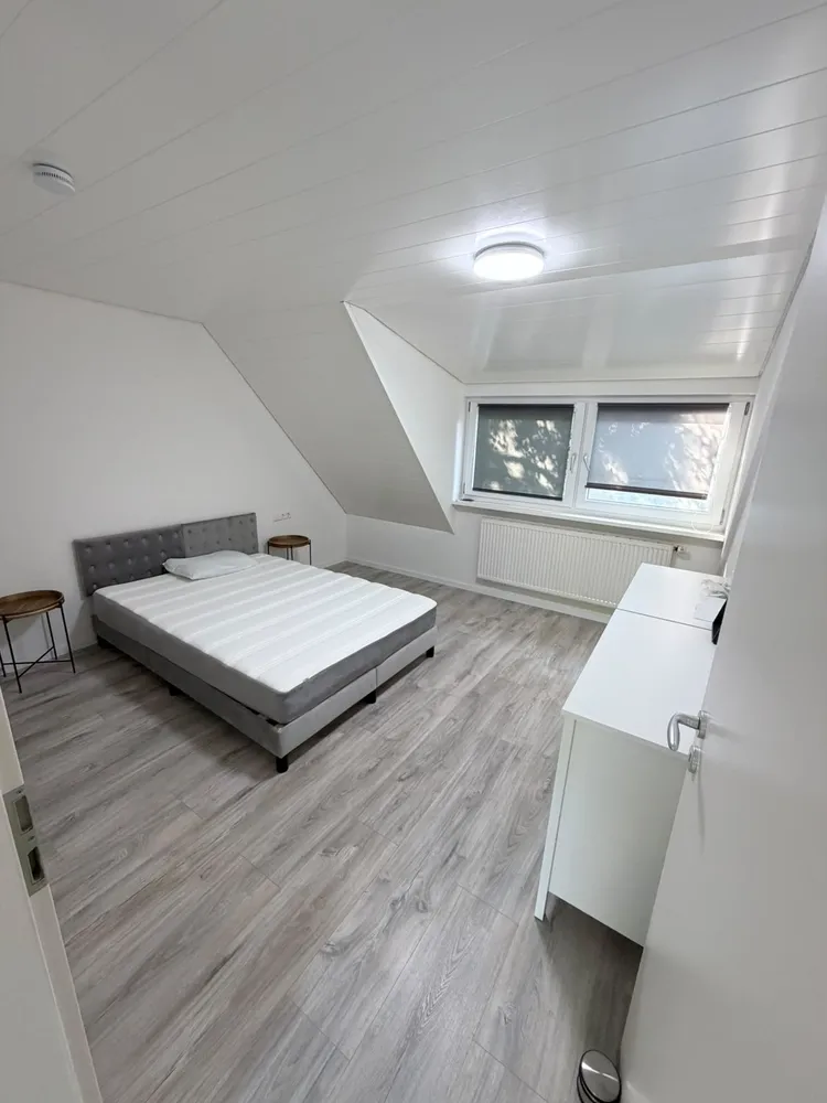 3 Zimmer Wohnung mit 100 m² in Stuttgart – Bild 3