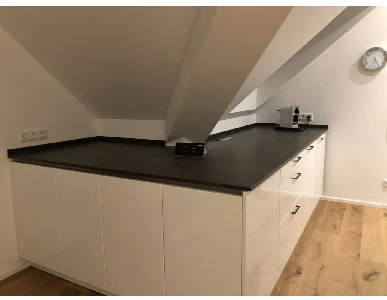 3 Zimmer Wohnung mit 92 m² in München – Bild 4