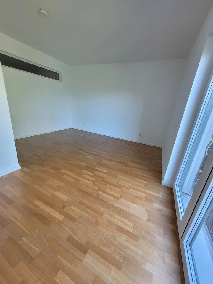 4 Zimmer Wohnung mit 140 m² in Wurzen – Bild 1