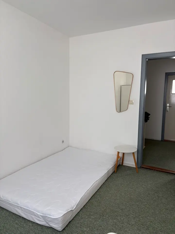 WG-Zimmer mit 12 m² in Bremen – Bild 3
